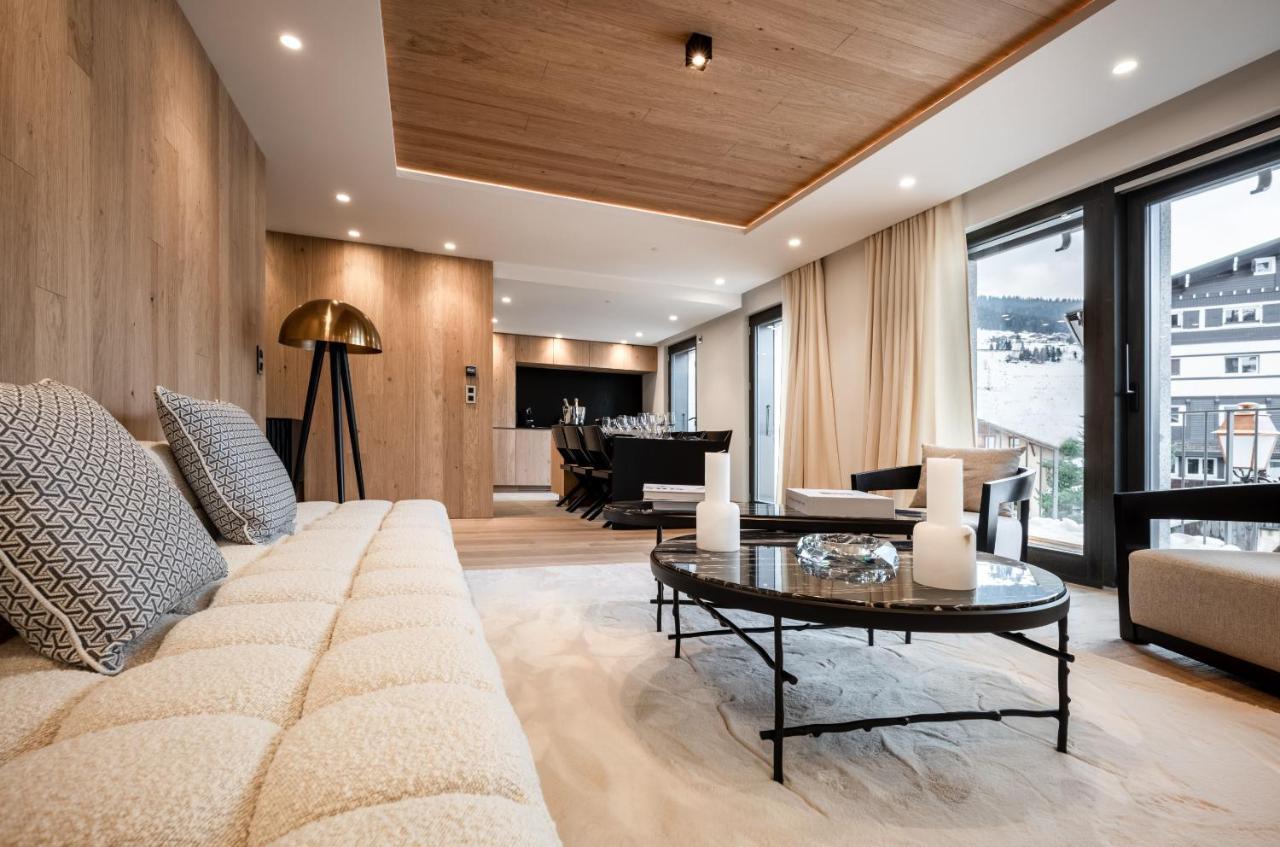 Ecrin Blanc - De Gamme - Balcon Avec Vue - Centre De *